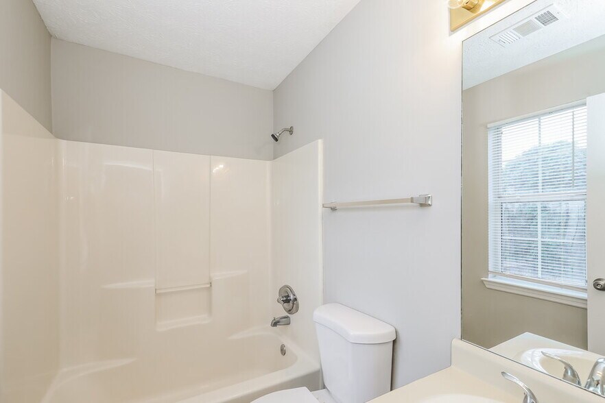 Building Photo - 4252 Catalpa Ct