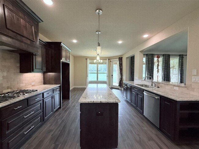 Building Photo - 2621 Greatwood Trl