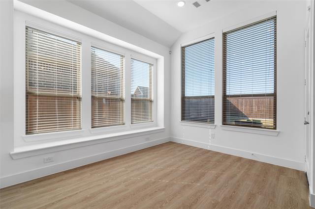 Building Photo - 4005 Crossroads Ct