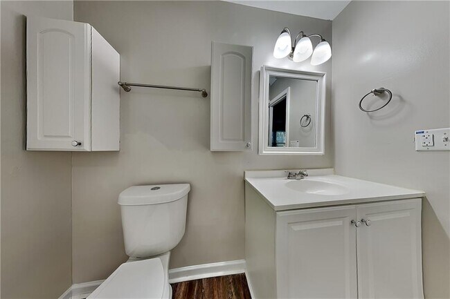 Building Photo - 300 Whisper Way NE