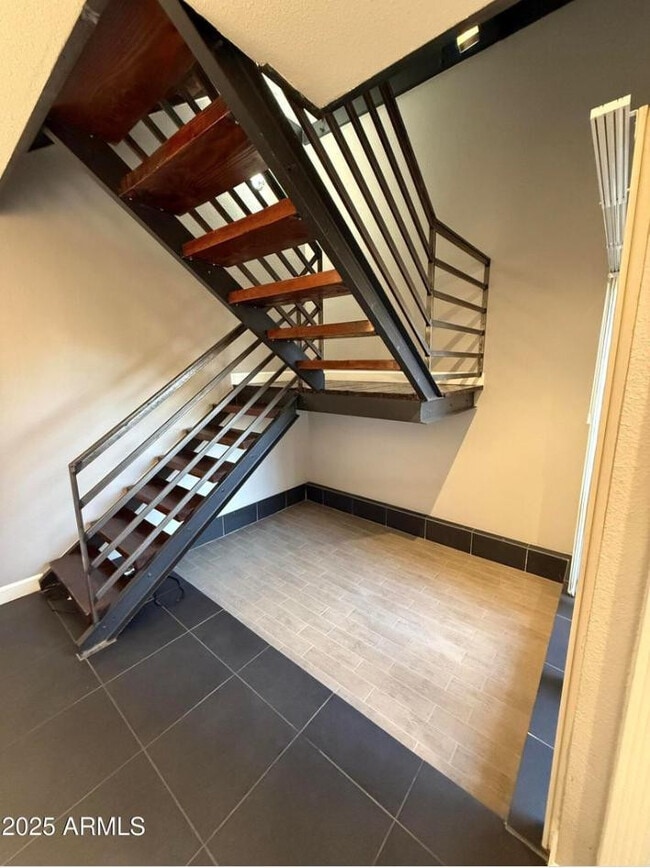 Building Photo - 7931 E San Miguel Ave