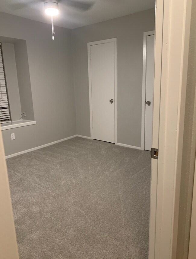 Building Photo - 20003 Rustlewood Dr