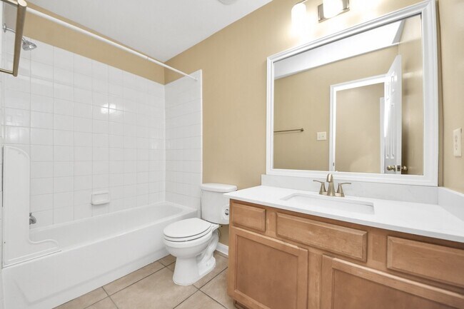 Building Photo - 8431 Taraglen Ct