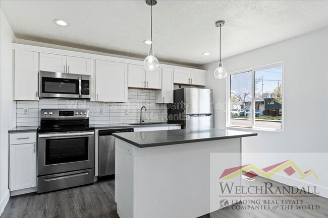 Building Photo - 212 W 4800 S