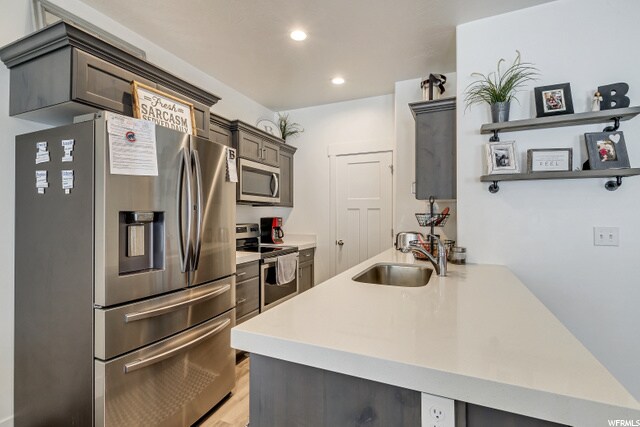 Kitchen - 7209 N Brook Rdg