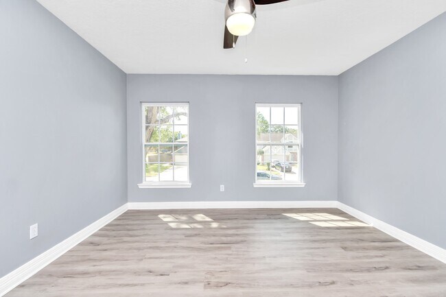 Building Photo - 12418 Mill Ridge Dr
