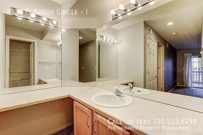 Building Photo - 9110 E Arbor Cir