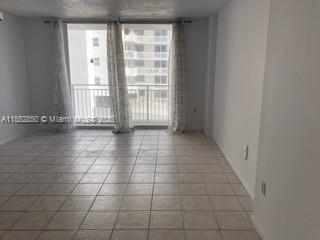 Building Photo - 345 Ocean Dr