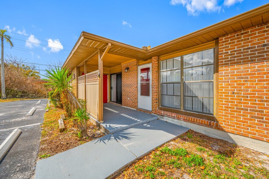 Building Photo - 10723 Buckingham Ct
