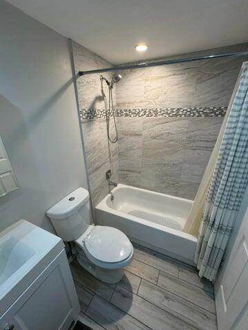 Building Photo - 127 Flanders Dr