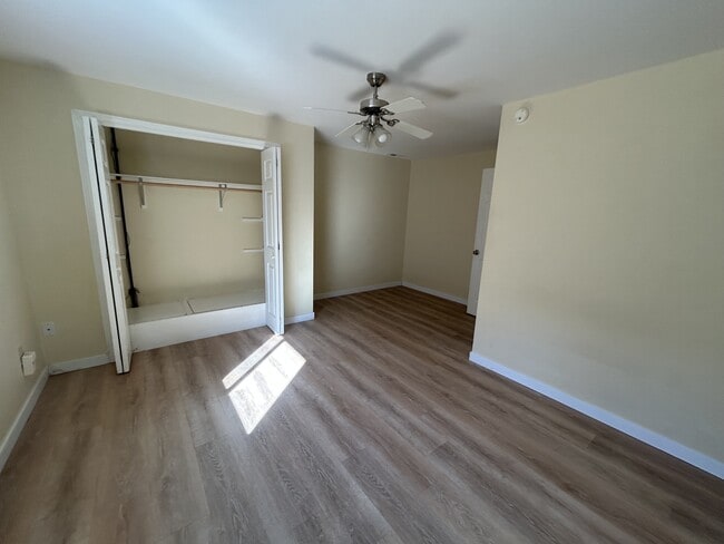 Building Photo - 4032 Beluga Cir