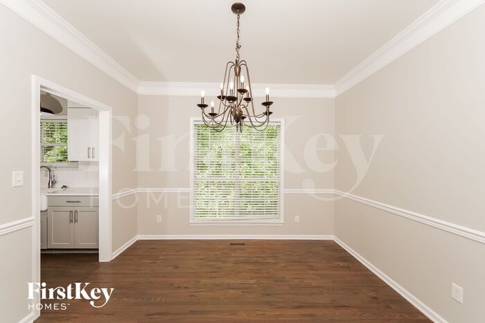 Building Photo - 3030 Weatherford Dr