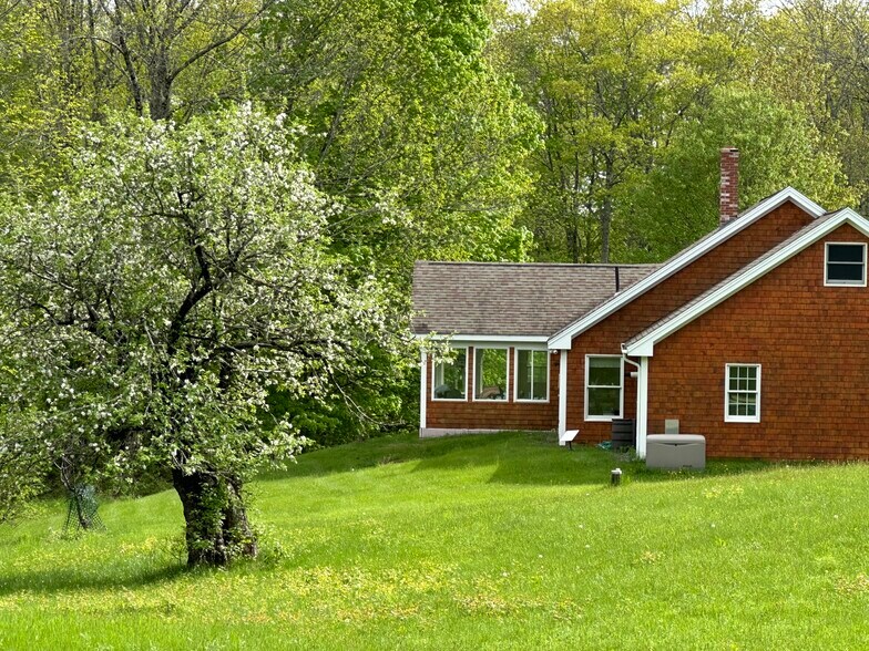 Building Photo - 398 Crummett Mountain Rd