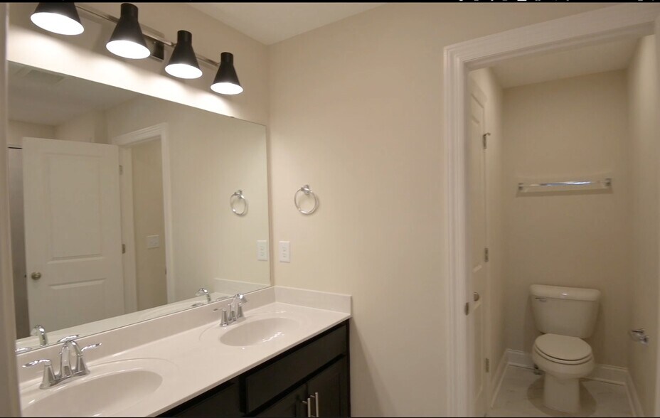 Building Photo - 3714 Patten Paige