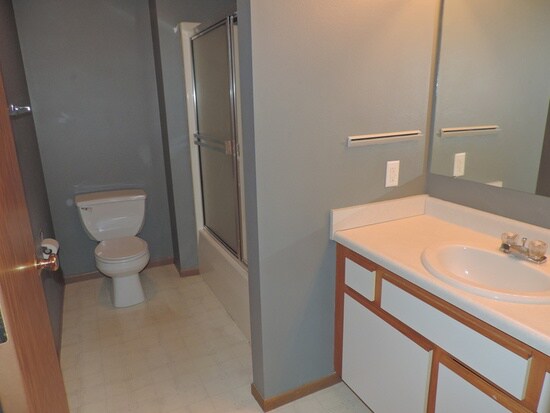 Building Photo - 2448 Rushmore Dr