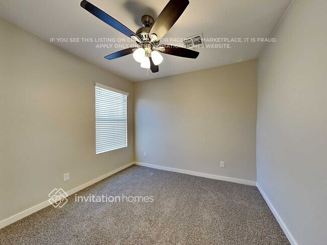 Building Photo - 11178 W Garfield St