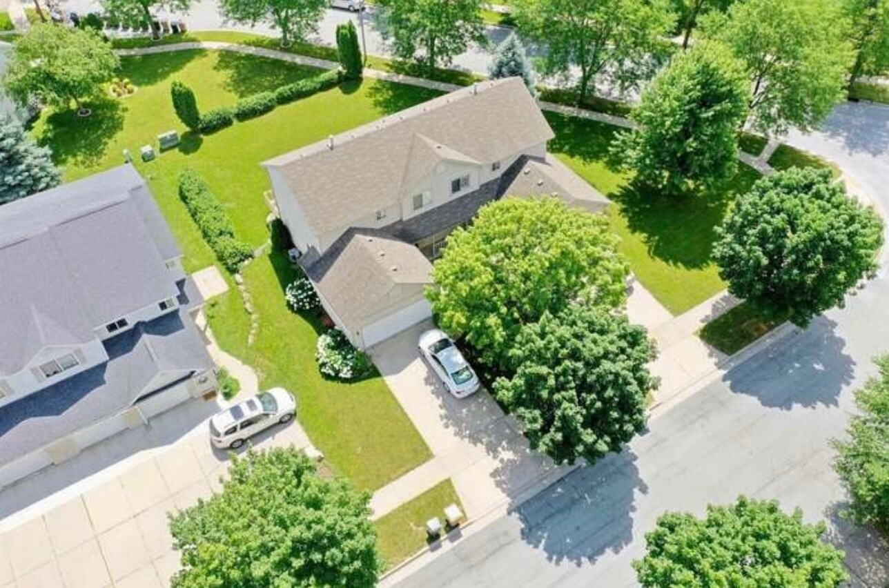 Building Photo - 1507 Glacier Hill Dr