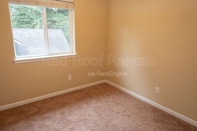 Building Photo - 4014 203rd St Ct E