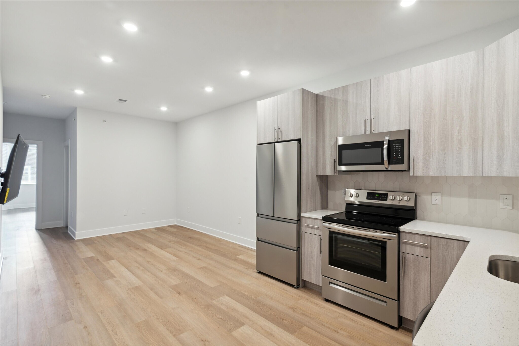 Building Photo - 3843 Haverford Ave