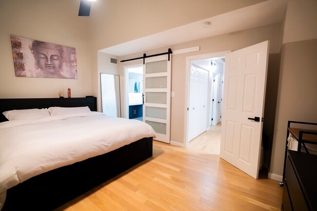 Building Photo - 2 Turning Mill Ln