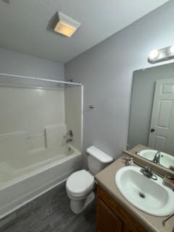 Building Photo - 15149 Deer Creek Dr
