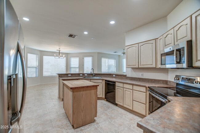 Building Photo - 15436 E El Lago Blvd