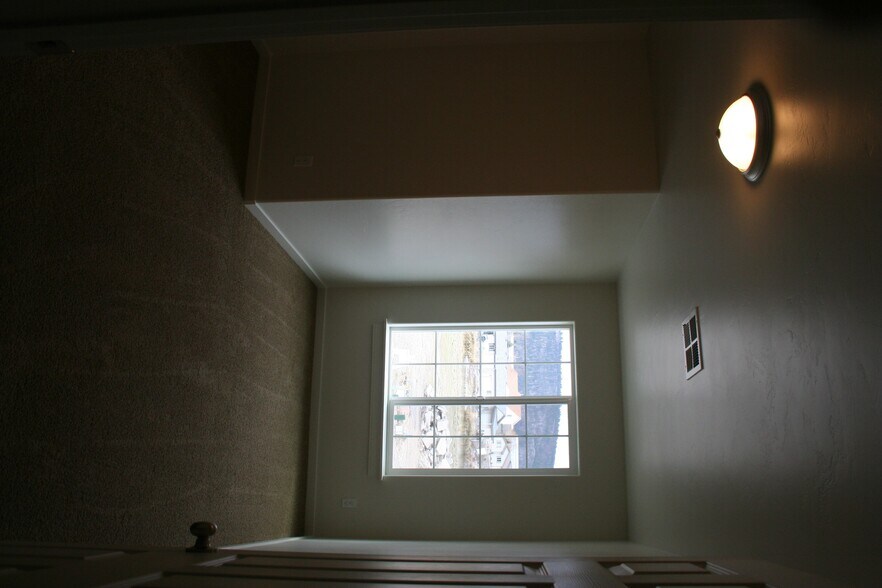 Building Photo - 29 Muskrat Dr