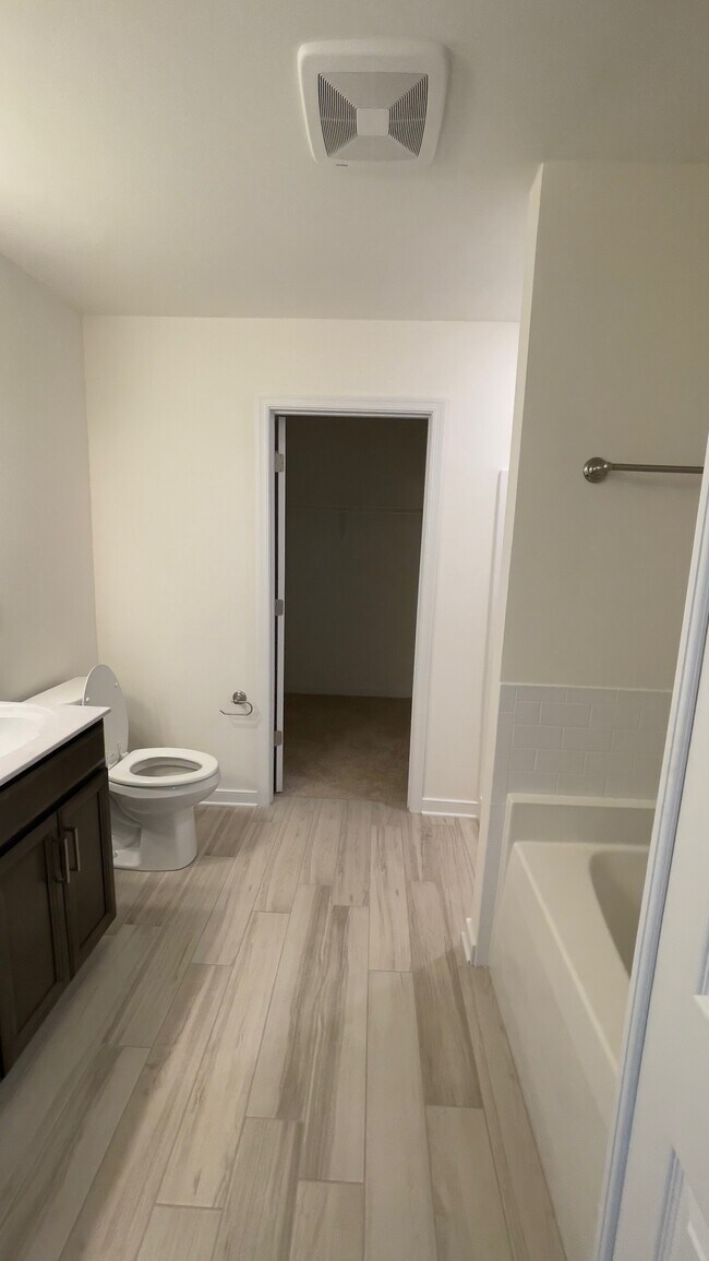 Building Photo - 4944 Bailey Woods Ln