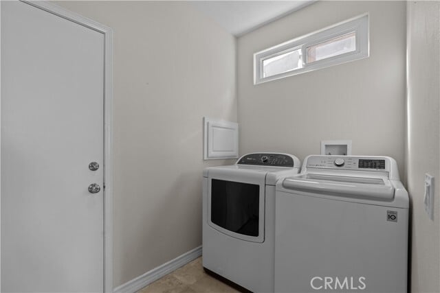 Building Photo - 22711 Las Brisas Cir