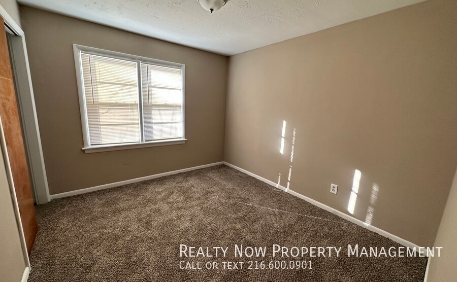 Building Photo - 2817 Noble Rd