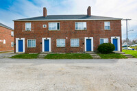 Building Photo - Townhomes on James and Fair