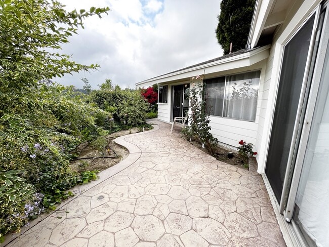 Building Photo - 4067 Cody Rd