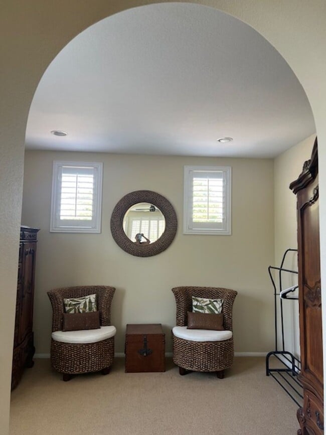 Building Photo - Beautiful, Expansive Paseo Del Sol Pool Home for Rent