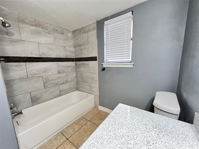 Building Photo - 213 Alexander Ct