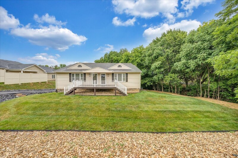 Building Photo - 185 Catawba Rd