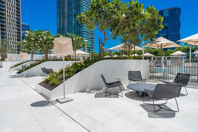 Building Photo - Modern Studio with Partial Ocean Views at ...
