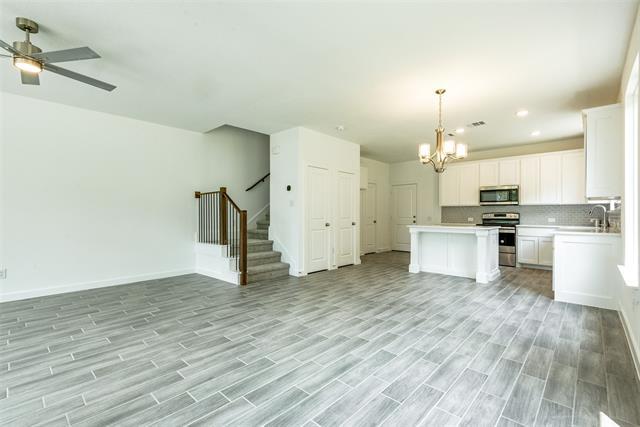 Building Photo - 333 Oakbend Dr