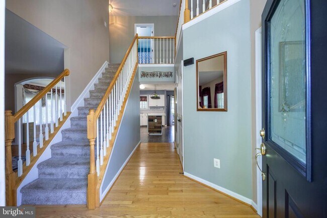 Building Photo - 740 Hickory Limb Cir
