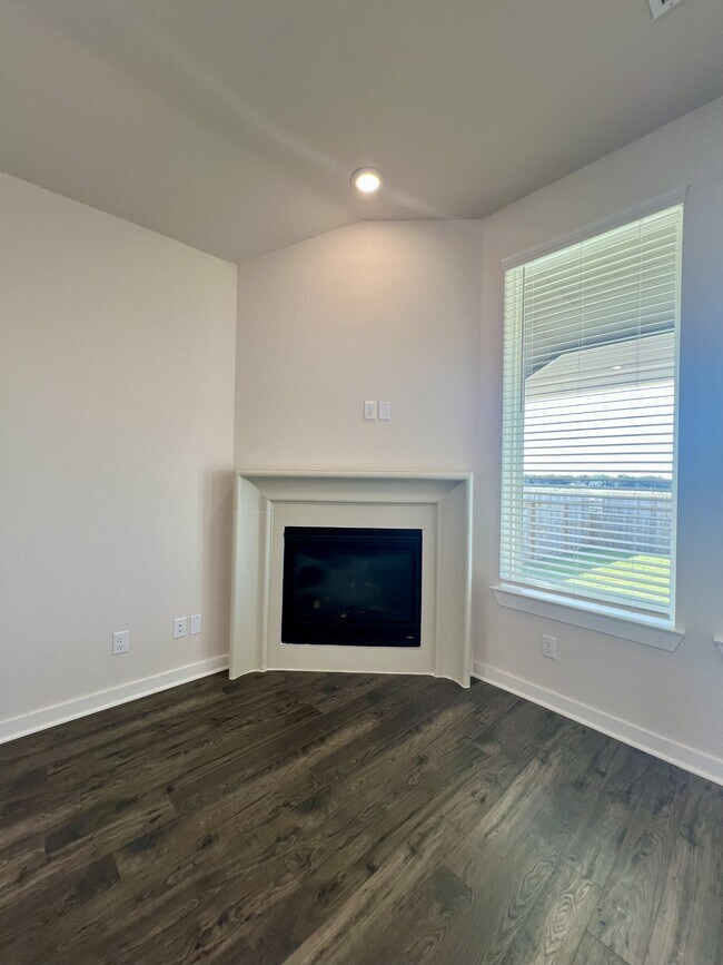 Building Photo - 6415 Penny Path