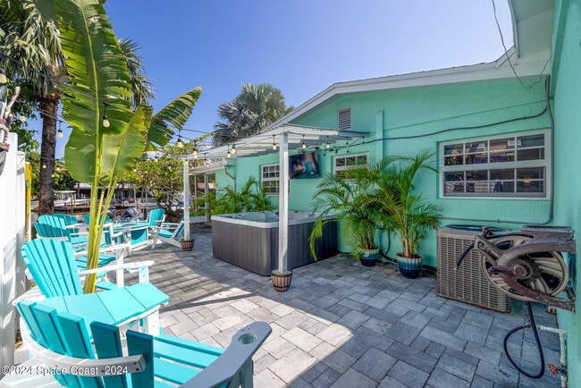 Building Photo - 403 N Neptune Dr