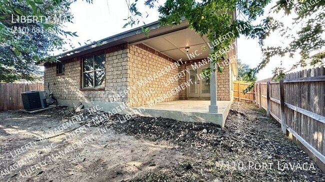 Building Photo - 7110 Port Lavaca