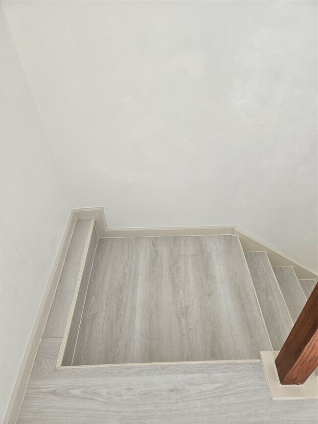 Building Photo - 16203 Dryberry Ct