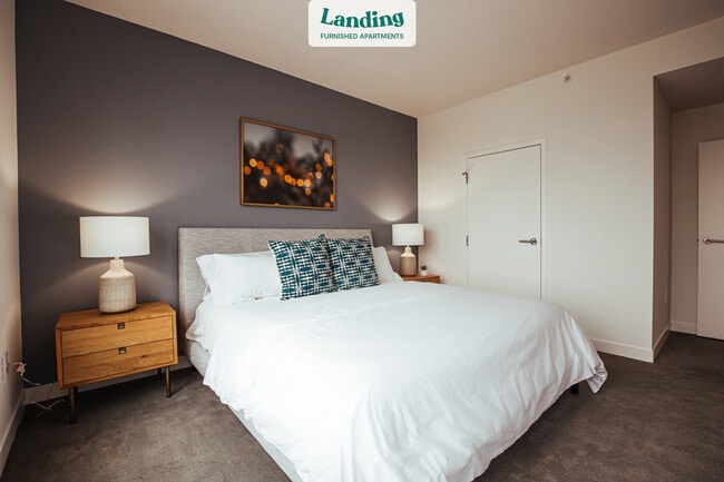 Building Photo - 225 S Grand Ave