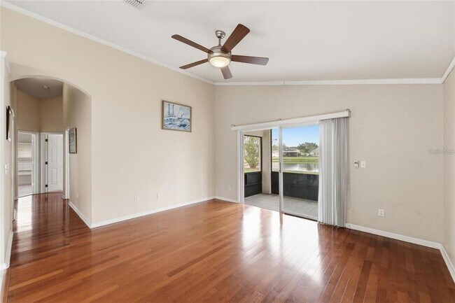 Building Photo - 2819 Maguire Dr