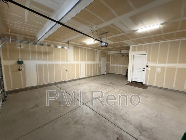 Building Photo - 5989 Sweet Cherry Dr