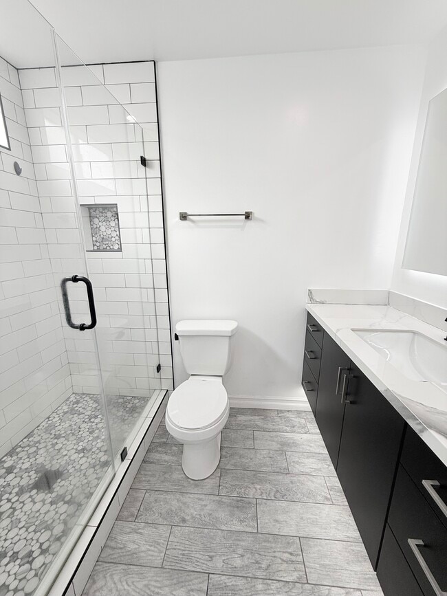 Building Photo - 13148 Shirebourn Rd