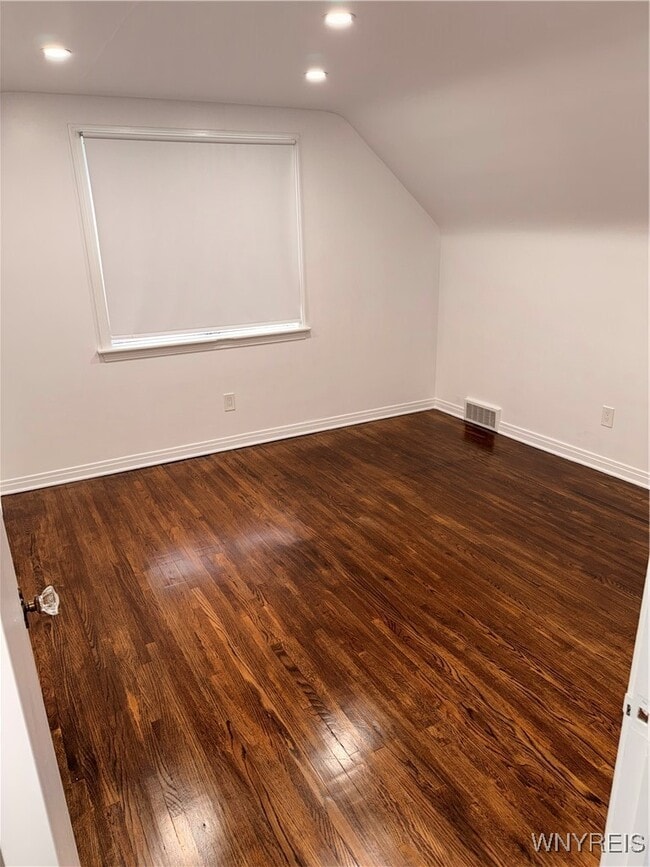 Building Photo - 308 Mt Vernon Rd