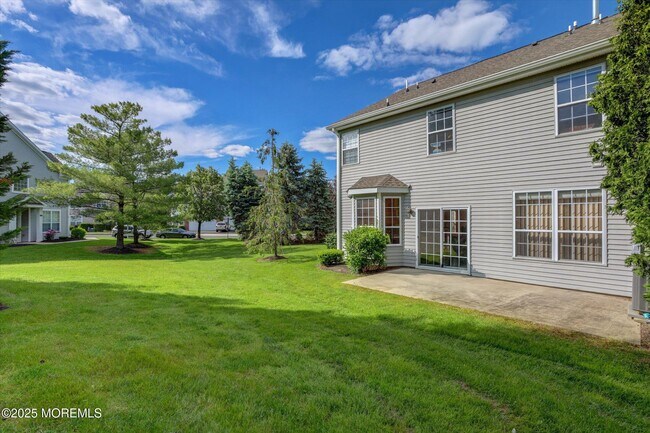 Building Photo - 150 Nathan Dr