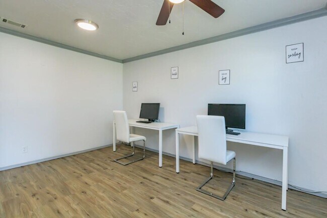 Building Photo - * $300 Off April and May Rent * Beautiful 1 bedroom apartment *