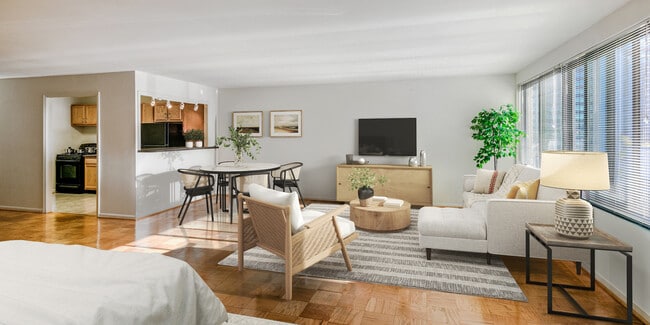 Building Photo - Triangle Towers